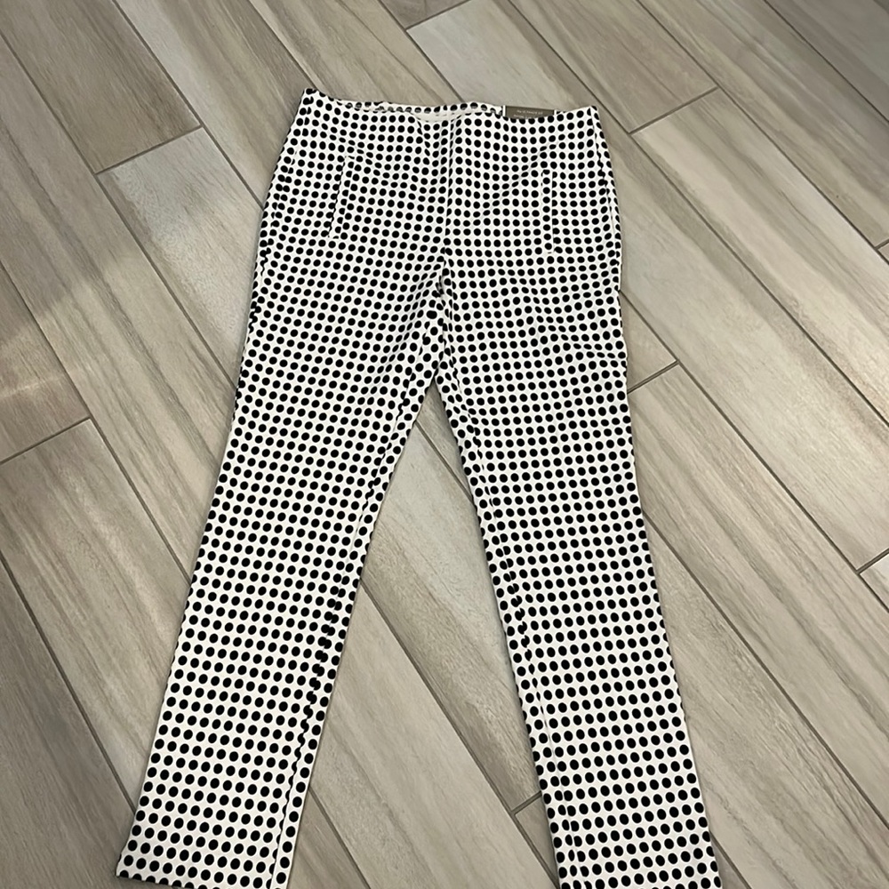 Chico brand pants - Juliet fit, size 0. White with black polka dot.